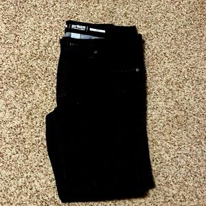 Urban Pipeline Jeans Never Worn